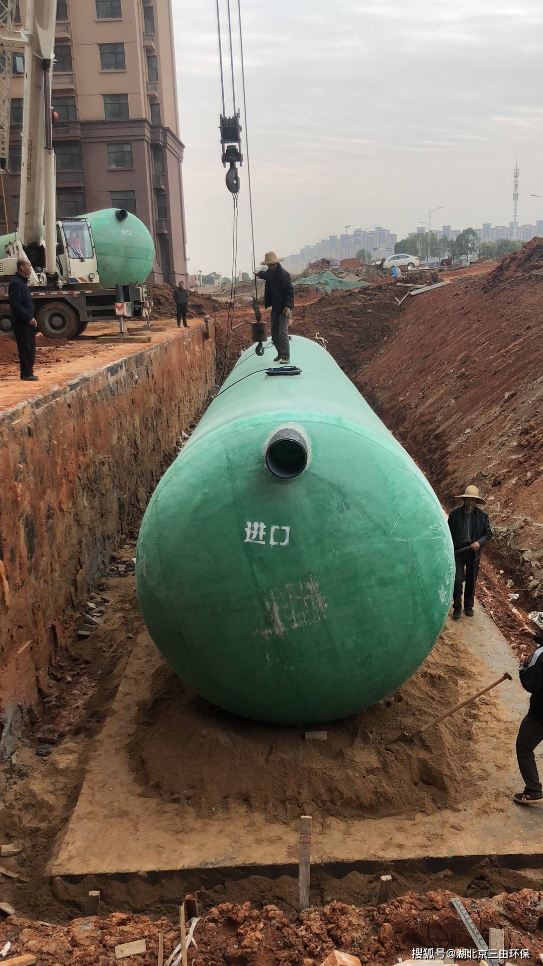 湖北化糞池玻璃鋼罐價格影響因素與生物除臭設備市場淺析